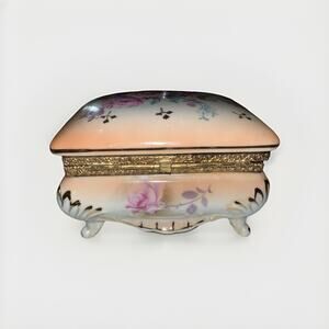 Hand Painted LEFTON Japan Vintage 4-Footed Porcelain Lidded Trinket Box 4”